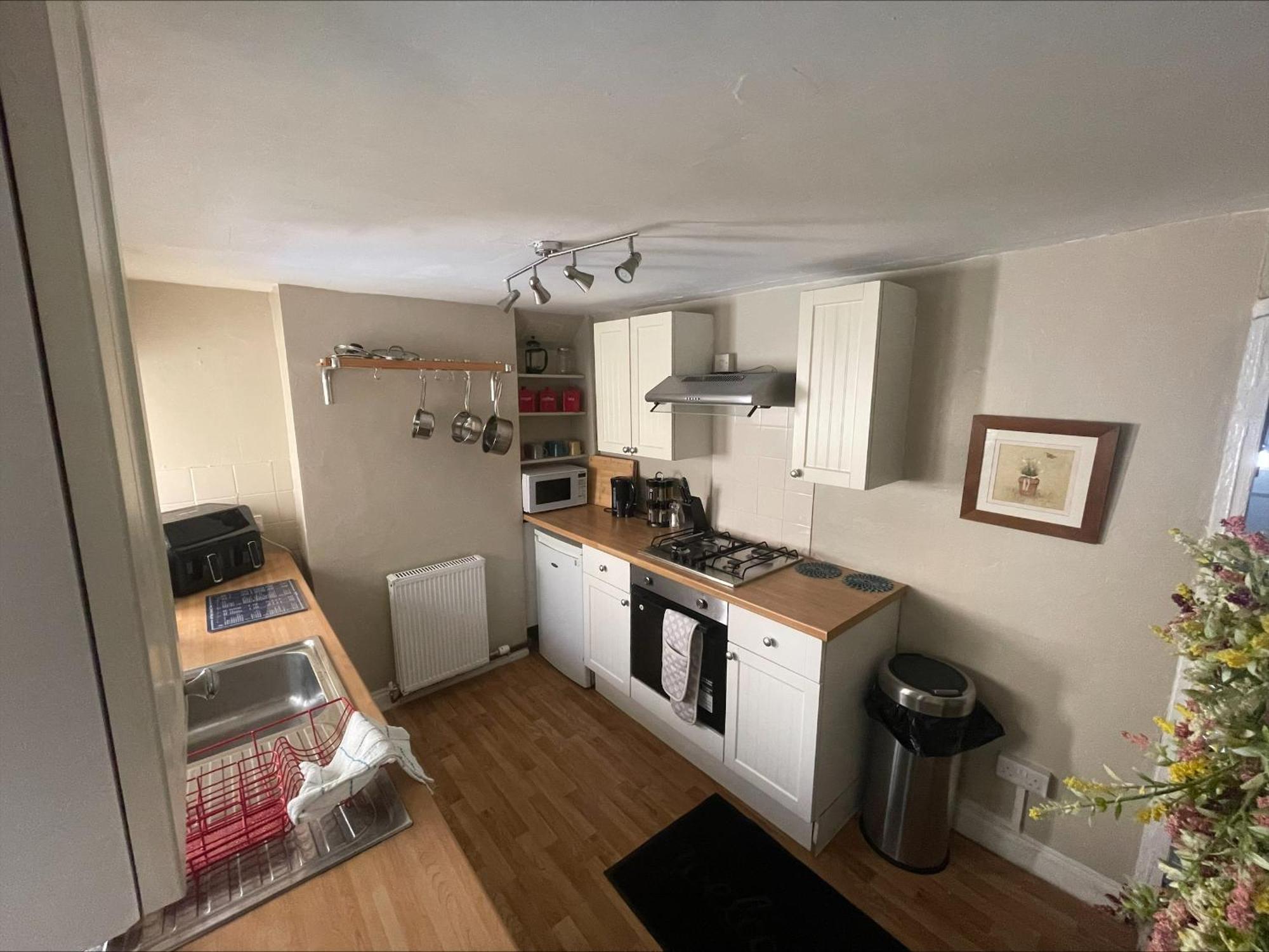 Beautiful Townhouse Next To Royal Victoria Park And Botanical Gardens Within Easy Walking Distance To Bath City Centre Exterior photo