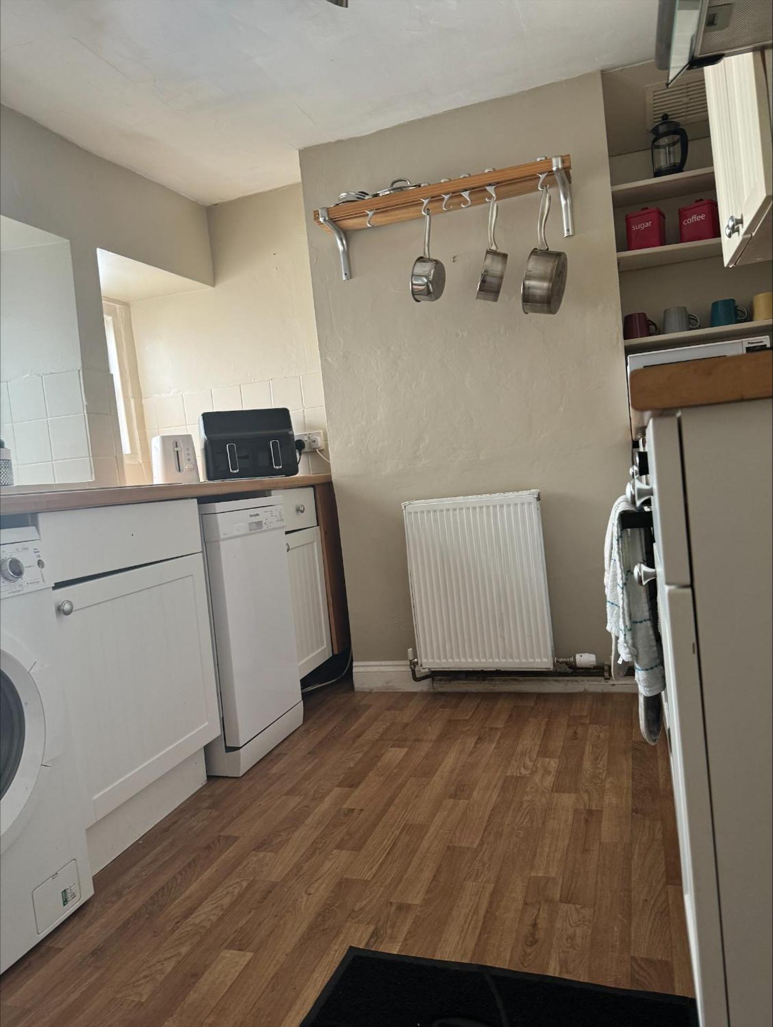 Beautiful Townhouse Next To Royal Victoria Park And Botanical Gardens Within Easy Walking Distance To Bath City Centre Exterior photo