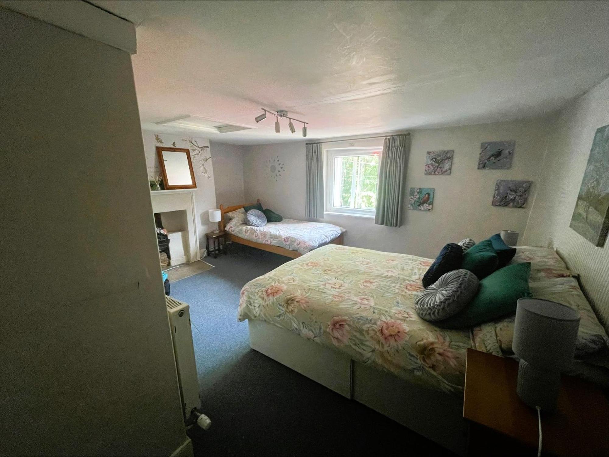 Beautiful Townhouse Next To Royal Victoria Park And Botanical Gardens Within Easy Walking Distance To Bath City Centre Exterior photo